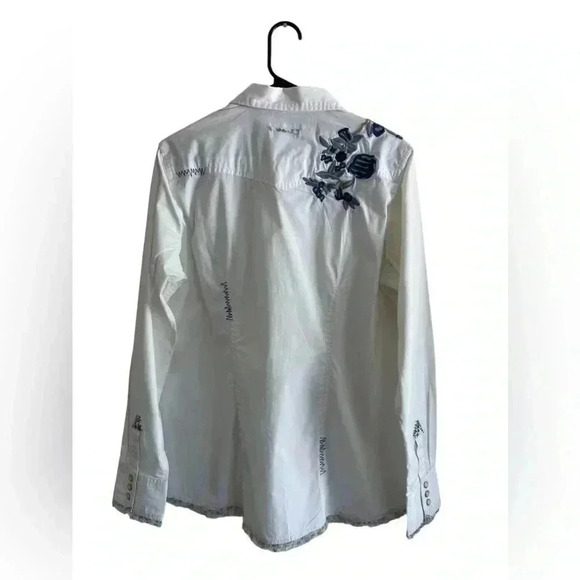 Ryan Michael Embroidered Blue Floral White shirt - Picture 3 of 11